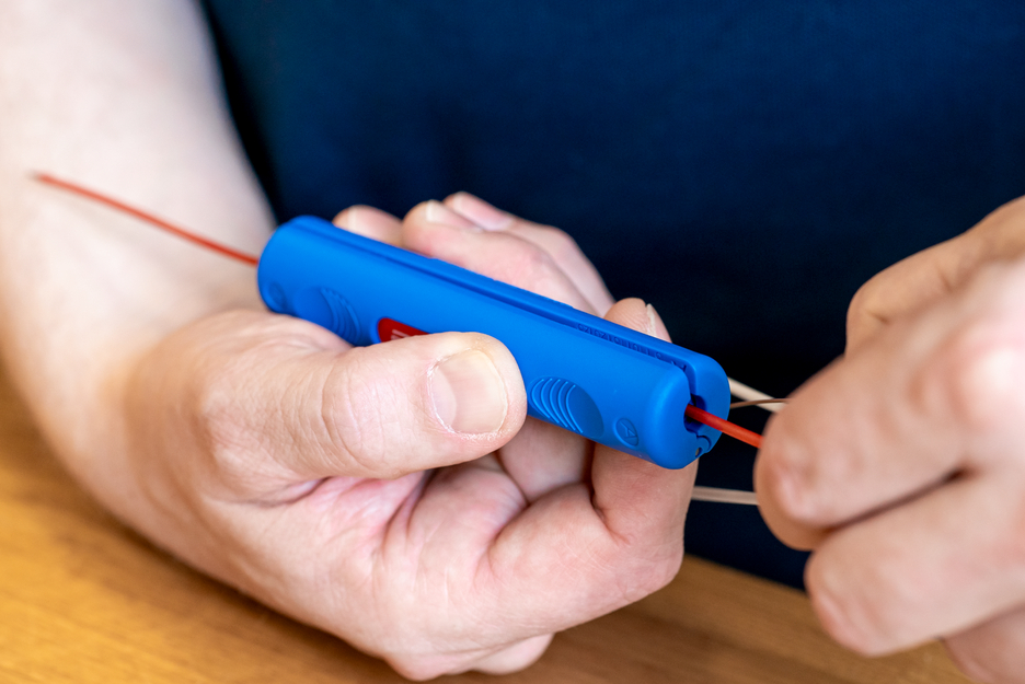 LWL Fibre Tube No. 2 | Alat untuk melucuti tabung penyangga khusus pada kabel serat optik