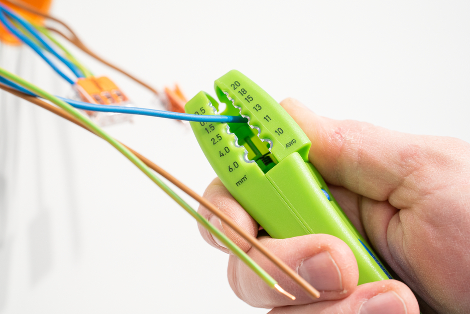 Cable Stripper No. S 4 - 28 Multi Green Line | Alat pengupasan yang berkesinambungan  I dengan fungsi pengupasan terintegrasi I jangkauan  kerja 4 - 28 mm Ø