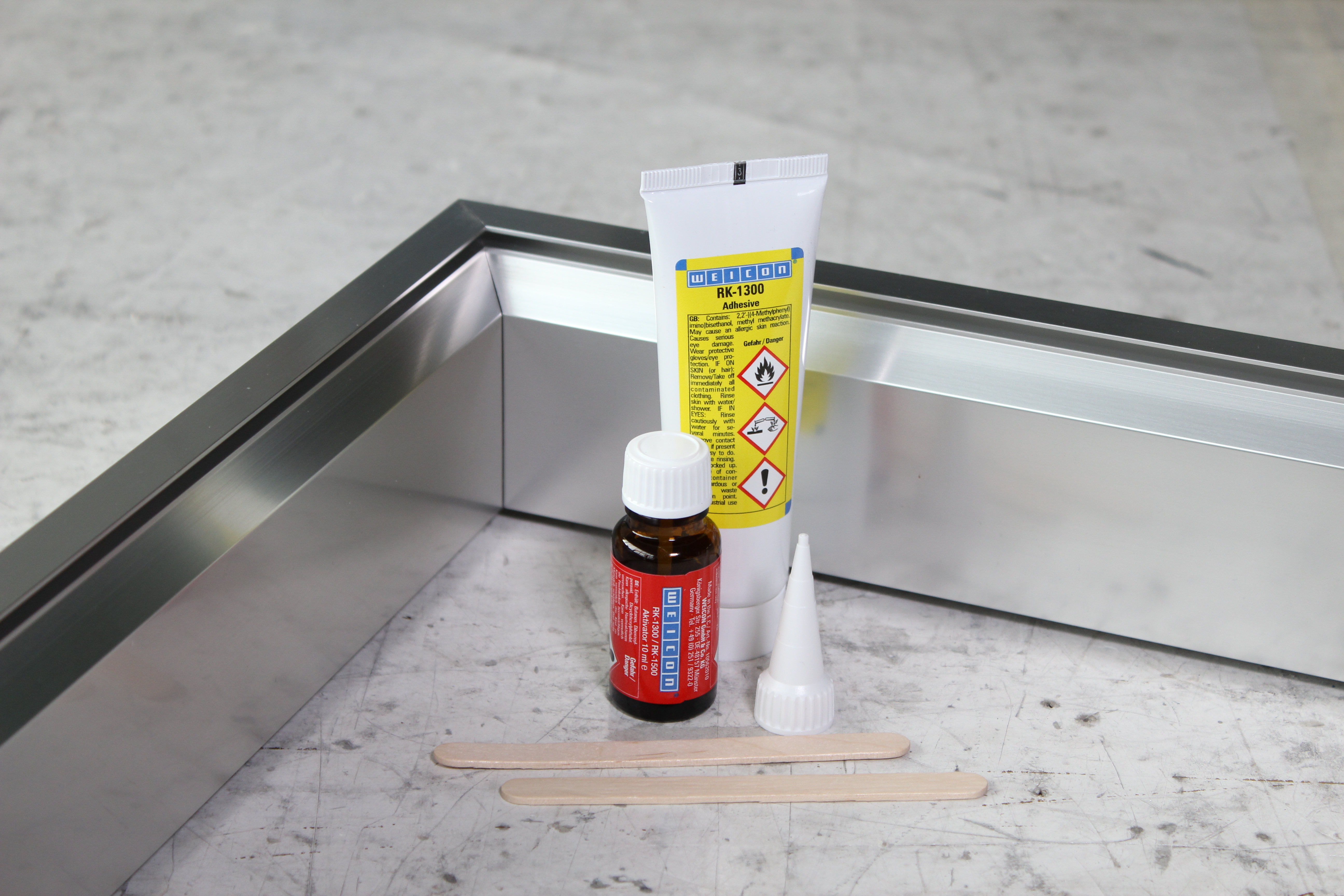 Lem Aluminium instan | liquid metal epoxy adhesive
