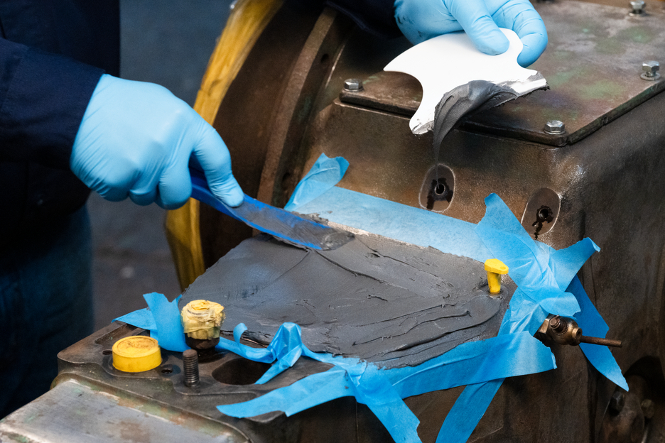 WEICON HB 300 | sistem resin epoksi tahan suhu tinggi untuk perbaikan dan pencetakan