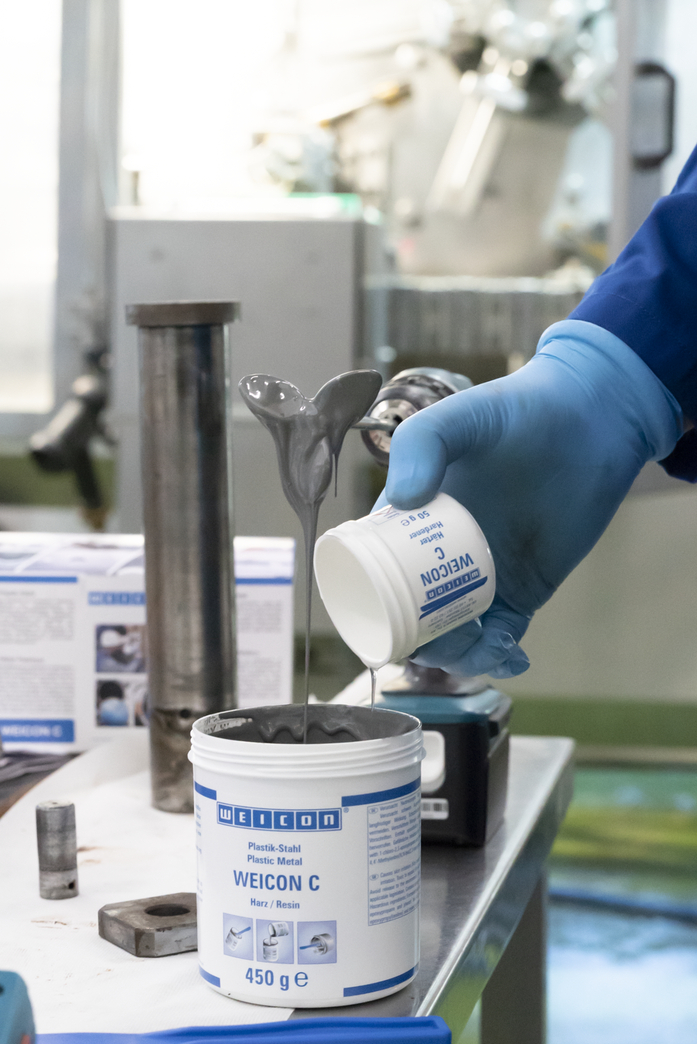 WEICON C | sistem resin epoksi berisi aluminium untuk perbaikan dan pencetakan