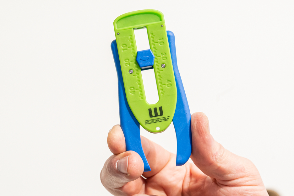 Precision Wire Stripper S Green Line | Alat pengupasan yang berkesinambungan  I untuk konduktor dan kabel tipis, jangkauan  pengupasan dari 0,12 mm - 0,8 mm (36-20 AWG)