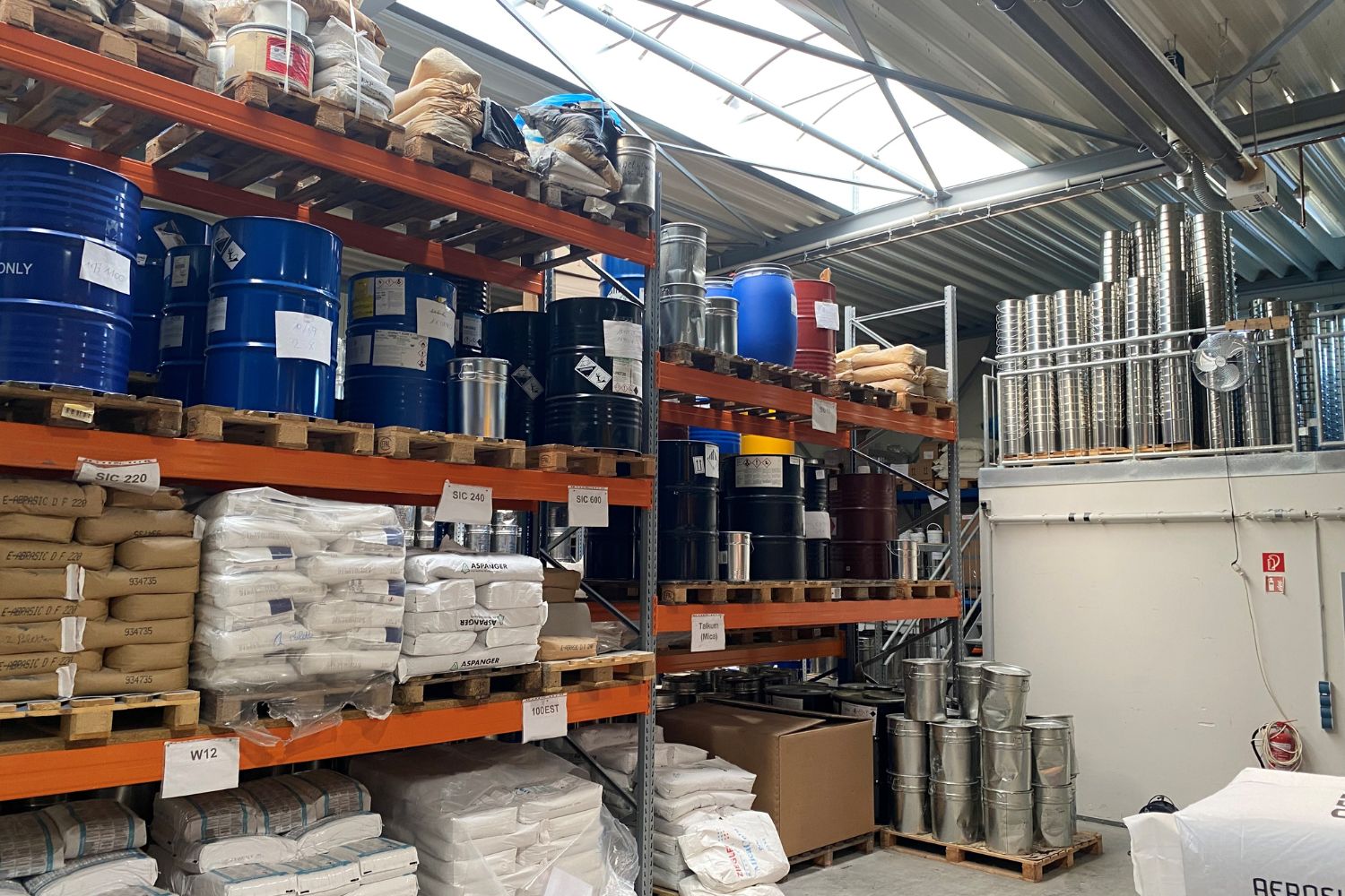 Storage of large canisters