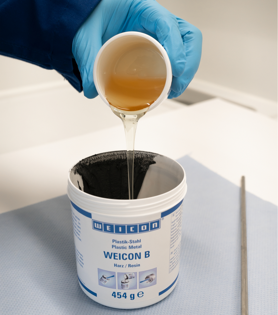 WEICON B | sistem resin epoksi berisi baja untuk perbaikan dan pencetakan